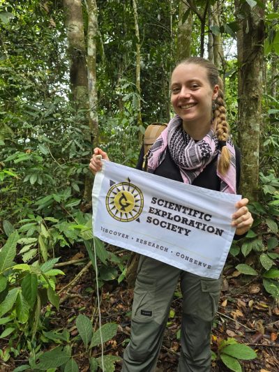 Con solo 14 años, recibe el Premio al Mejor Divulgador Científico 