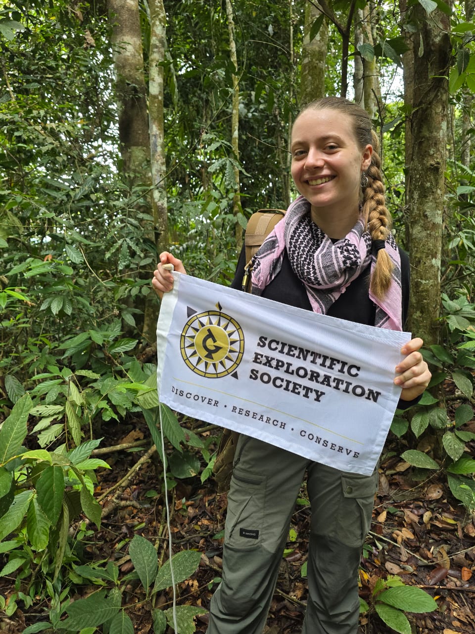 Con solo 14 años, recibe el Premio al Mejor Divulgador Científico 