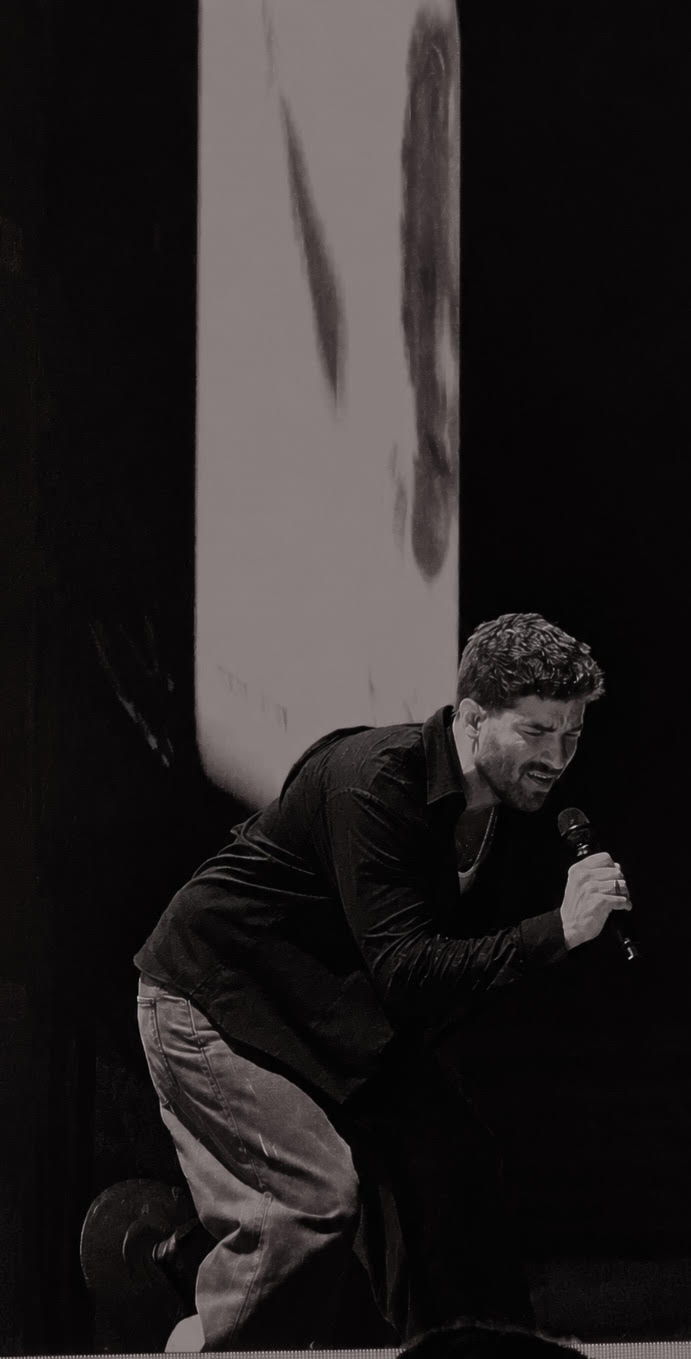 Pablo Alborán convierte Alicante en un coro de emociones en El Muelle Live