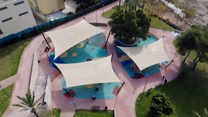 Por qué la Administración exige REA e ISO para instalar toldos en colegios y edificios públicos