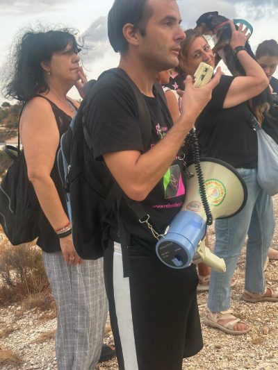 Protesta en el Moralet mientras taurinos abusan de vaquillas y adoctrinan niños