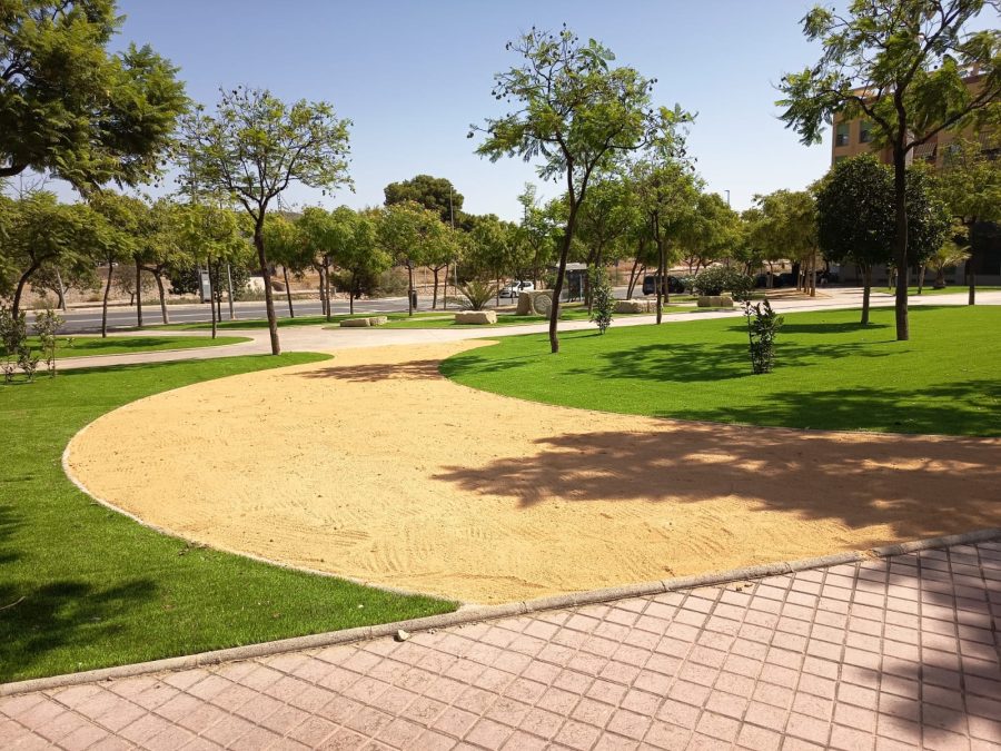Ayuntamiento de Novelda mejora el Parque del Bancal Fondo