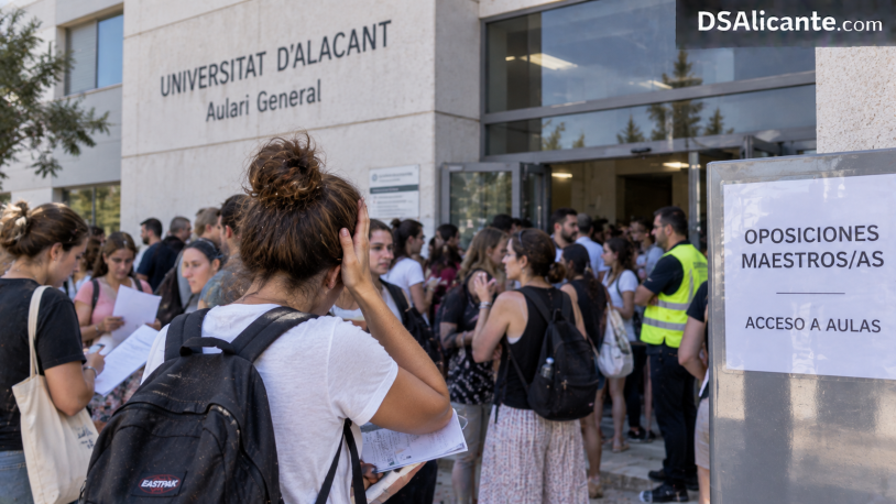 Caos en las oposiciones de maestros en Alicante: retrasos de hora y media