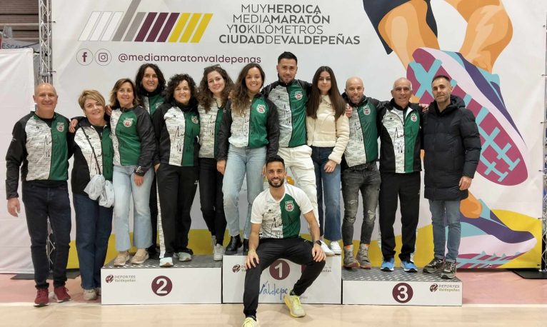 El Club Atlético Novelda Carmencita celebra 33 años haciendo historia en el atletismo