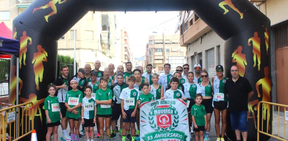 El Club Atlético Novelda Carmencita celebra su 33.º aniversario a lo grande 17 nuevos trofeos y 145 podios