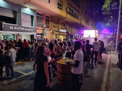 La Nit Oberta reunirá a cerca de un centenar de establecimientos en una noche de comercio, gastronomía y ocio