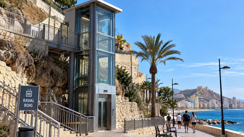 Alicante cambiará el ascensor del Raval Roig: inversión y plazo