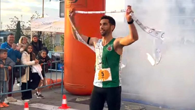 El Atlético Novelda Carmencita conquista dos títulos provinciales de cross e Iván Pérez brilla en Valencia con una marca de nivel nacional