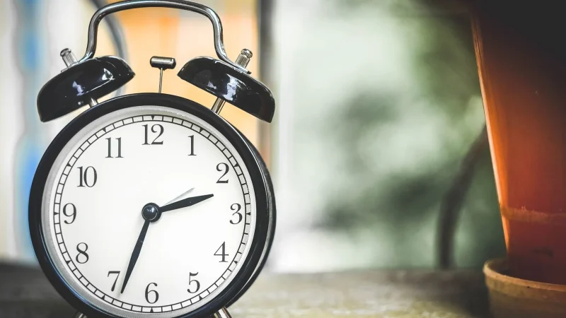 El BOE confirma la fecha del cambio de hora de invierno de 2026: este año será antes que en los anteriores