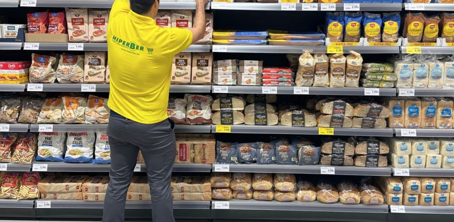 Las bajas laborales cuestan 1.180 millones a los supermercados: un 13% más en un año