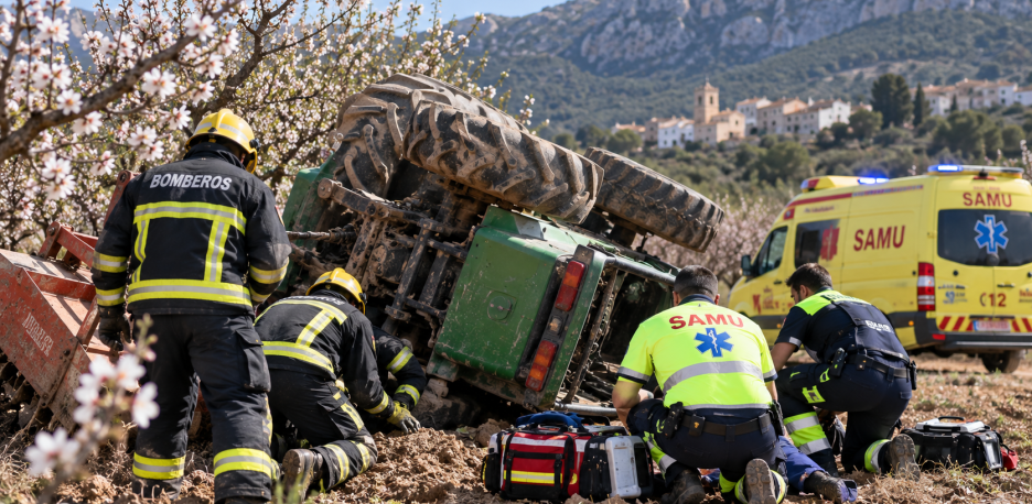 Muere un agricultor de 70 años atrapado bajo un tractor en Benigembla