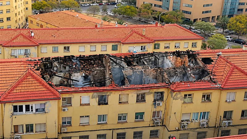 Ocupan una vivienda pública en Alicante tras un incendio