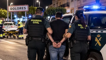 Detenido en Dolores por atropellar a dos personas tras una discusión