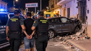 Muere un camionero en Villena tras volcar en la A-33